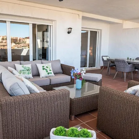 Apartment Duquesa Dreams - 2 Bed/2 Bath Apt With Panoramic Golf Course And Mountain View Manilva