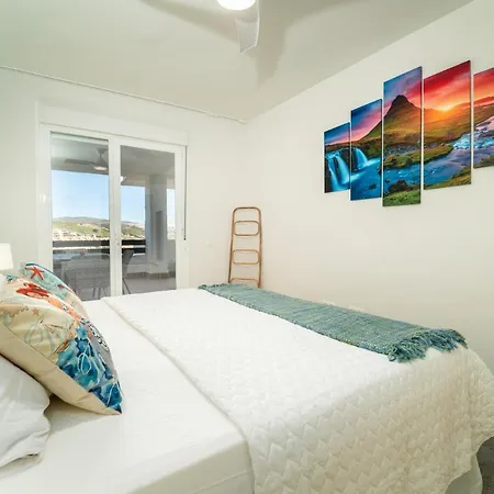 Duquesa Dreams - 2 Bed/2 Bath Apt With Panoramic Golf Course And Mountain View Apartment Manilva