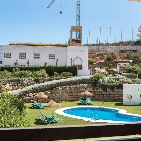 Duquesa Dreams - 2 Bed/2 Bath Apt With Panoramic Golf Course And Mountain View Manilva